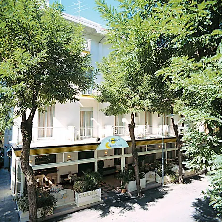 Hotel Casablanca 3*