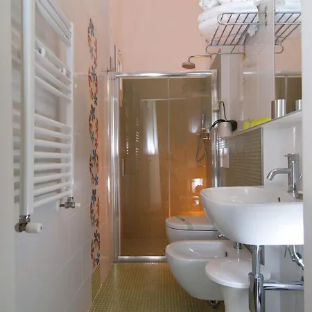 卡萨布兰卡酒店 里米尼