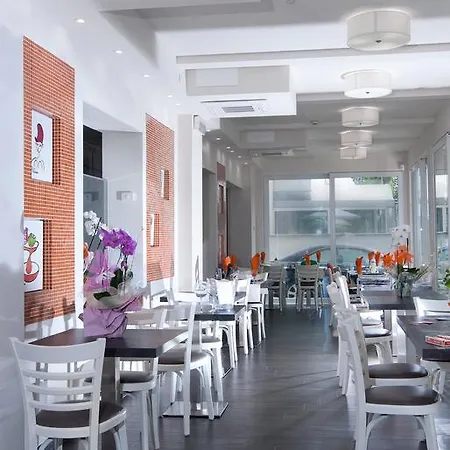 卡萨布兰卡酒店 里米尼